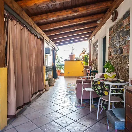 Felice Bed & Breakfast 3*