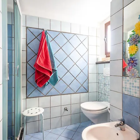 Felice גיארדיני נאקסוס