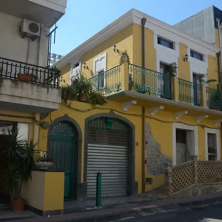 Oda ve Kahvaltı Felice Giardini Naxos