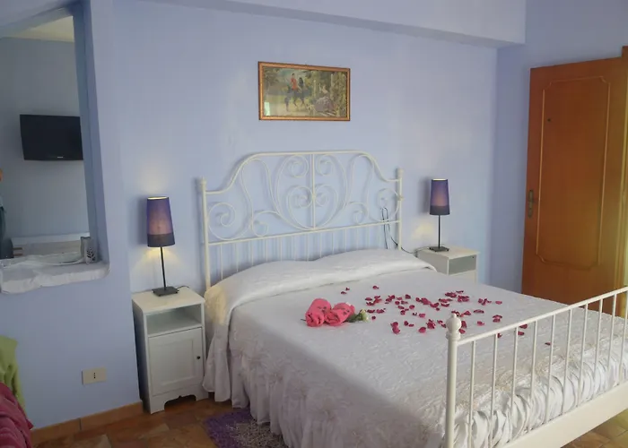 Felice Bed & Breakfast 3*