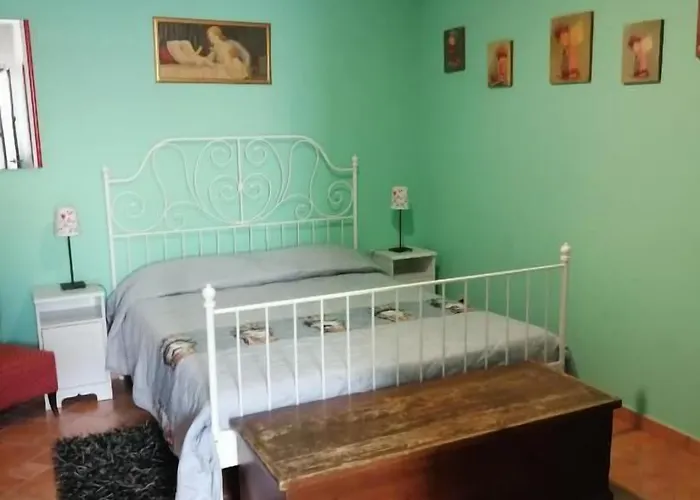 Felice Giardini-Naxos