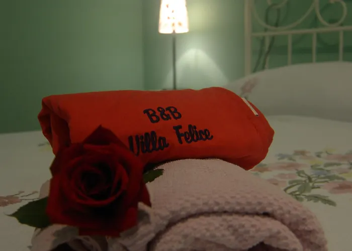 Frühstückspension Felice Giardini-Naxos